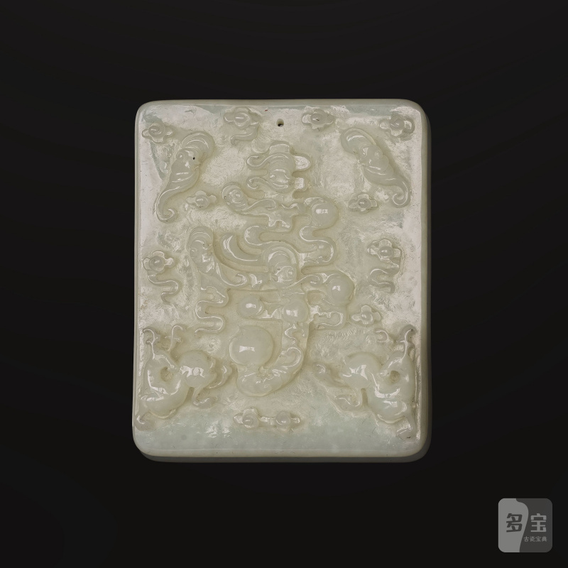 二十世紀 青白玉福祿壽牌 | PLAQUE EN JADE CÉLADON PÂLE SCULPTÉ